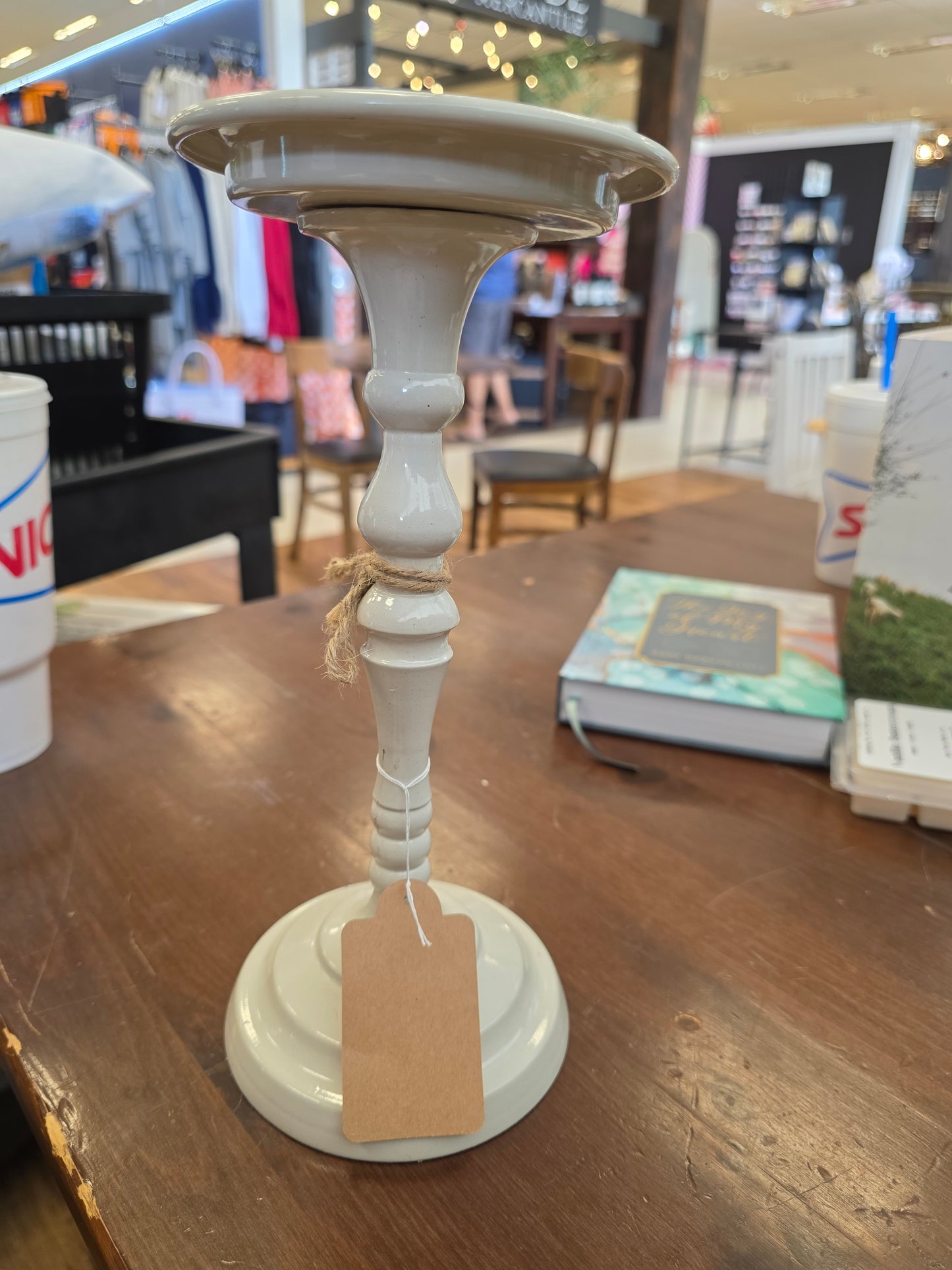 CLASSY CANDLE HOLDER