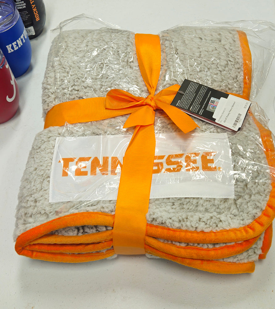 UT Frosty Fleece Blanket